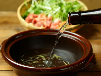 さばきたて地鶏の「鶏鍋」！”鶏すき焼き” ”酒鍋” ”水炊き”