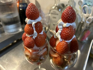 【人気！】季節のフルーツパフェ
