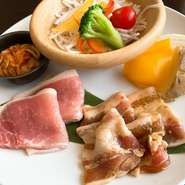 道産豚ロース・道産豚カルビ（タレ）
ライス・スープ・サラダ・キムチ・ミニ焼野菜
