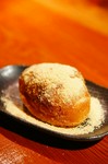 フワッとした食感が楽しい『あげパン』は、お食事の締めにはもってこいのひと品。上品な甘味がお口のなかに広がります。デザート感覚で楽しめるとっておきの逸品、ぜひ1度後賞味あれ。