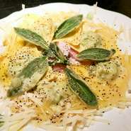 フィレンツェのラヴィオリ。一度食べたらやみつきに。
