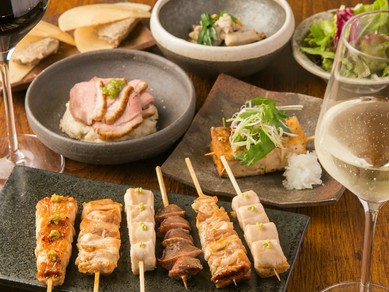 当店の名物・炭火焼鳥を多種お楽しみいただける串コースです。