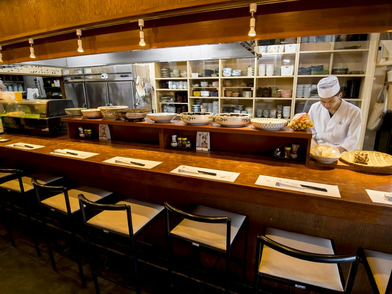 きさくな三代目との会話を肴に1人飲み