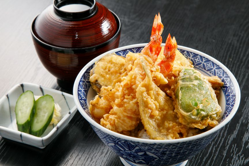 職人技が詰まった厳選素材の天ぷらが楽しめる逸品『天丼 上』