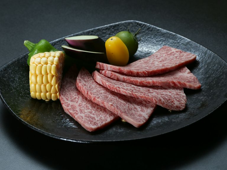 和牛肉本来の味わいが楽しめる『特選リブロース』