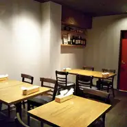 コースもいいけれど、何人かでシェアして食べたくなる盛り合わせやピッツァといったメニューも魅力的。ちょっとずついろいろ試したい、その上味にもこだわりたい欲張りな女子におすすめです。