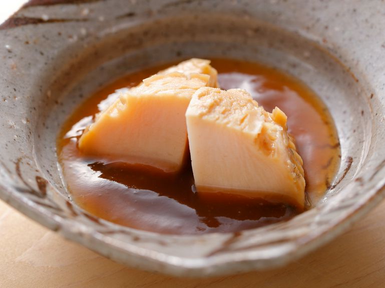 三陸産の黒鮑を使った『蒸し鮑』