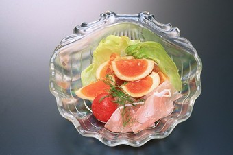 香りで味わう、大人のごちそうサラダ『香燻玉子（生ハム付）』