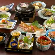 ※6～7品のコース料理です。
お料理の最後に軽いお食事をお付けできます。ご予約の際にお申し付けください。
5,500円～16,500円
