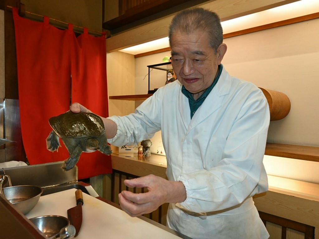 日々一皿一皿に誠意をこめ、丁寧な接客と温かな空間づくり