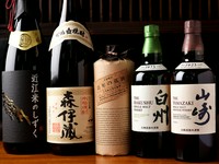 お肉に合わせて厳選されたドリンクメニュー。リーズナブルで飲みやすいものから、ちょっと贅沢気分を味わいときにピッタリな銘柄まで、個性豊かなラインナップになっています。