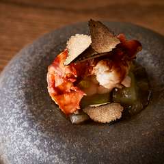 美味の冒険を楽しむようなドラマチックな食体験が叶う！