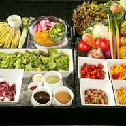 サラダバー　皮付きヤングコーンのロースト