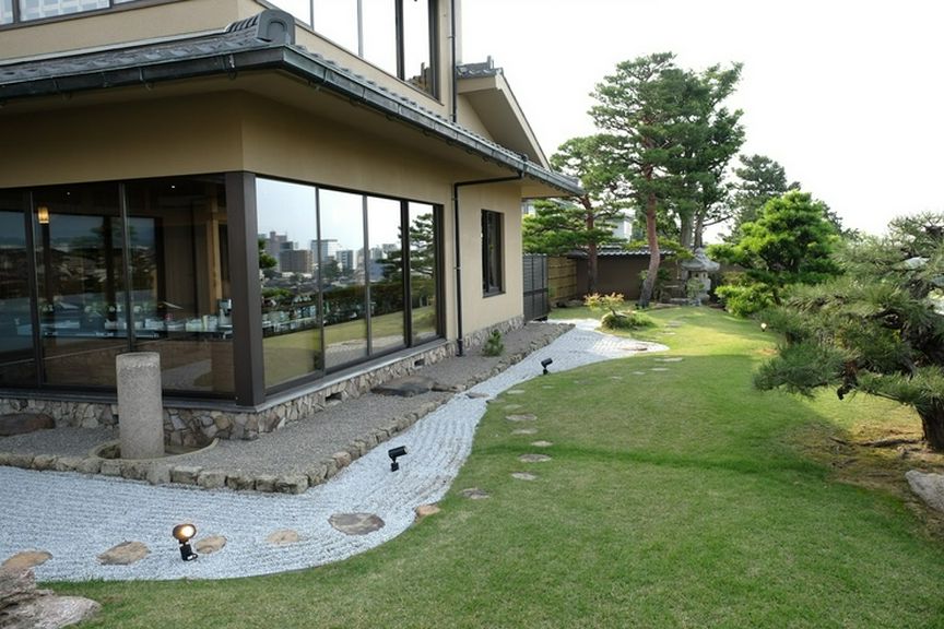 見事な庭と繋がる金沢の景色を一望できます
