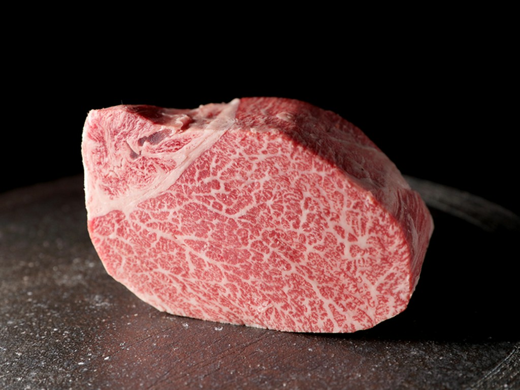 この時期にしか味わえない贅沢なメニュー『＜期間限定＞プレミアムヒレ家馬喰ランチ』