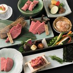 ・一品
・自家製豆冨
・サラダ
・飛騨牛ユッケ
・飛騨牛にぎり（※ウニトッピング：528円）
・厚切りタン
・厳選ヒレ　飛騨牛霜降り
・焼野菜盛り
・ご飯、味噌汁
・デザート