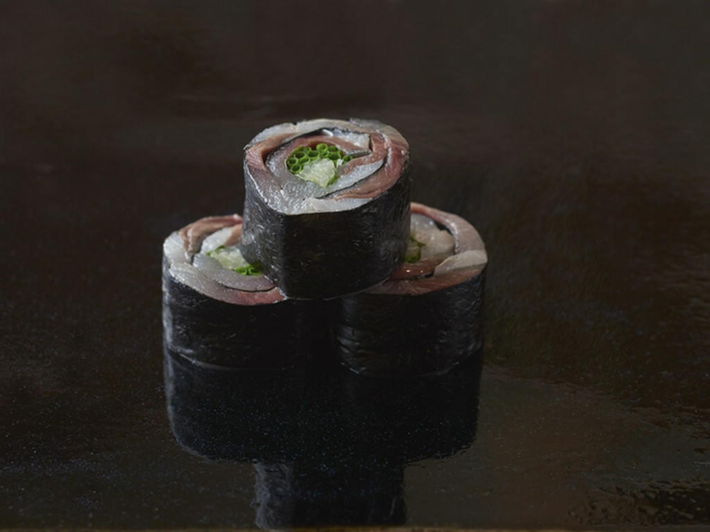 店の人気定番のつまみ『さばののりまき』