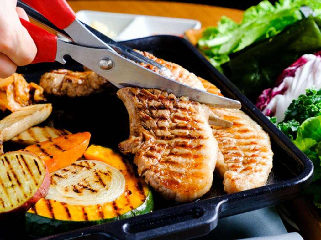 美味しいお肉と本格韓国料理４０種が食べ放題の『よくばりコース』 2580円