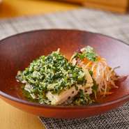 ハーフサイズ　800円
9 月 1 日よりアラカルトのみご注文の場合、アラカルトチャージを別途 7％頂戴いたします。