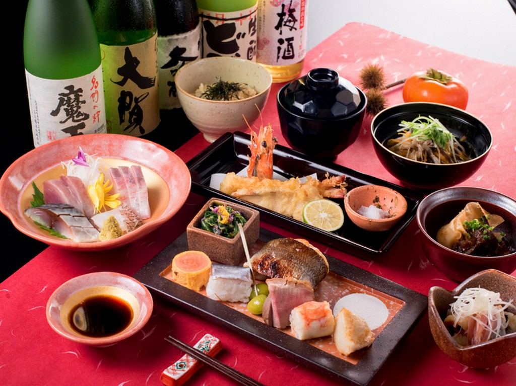 バラエティ豊かな美味しさを満喫『コース料理』