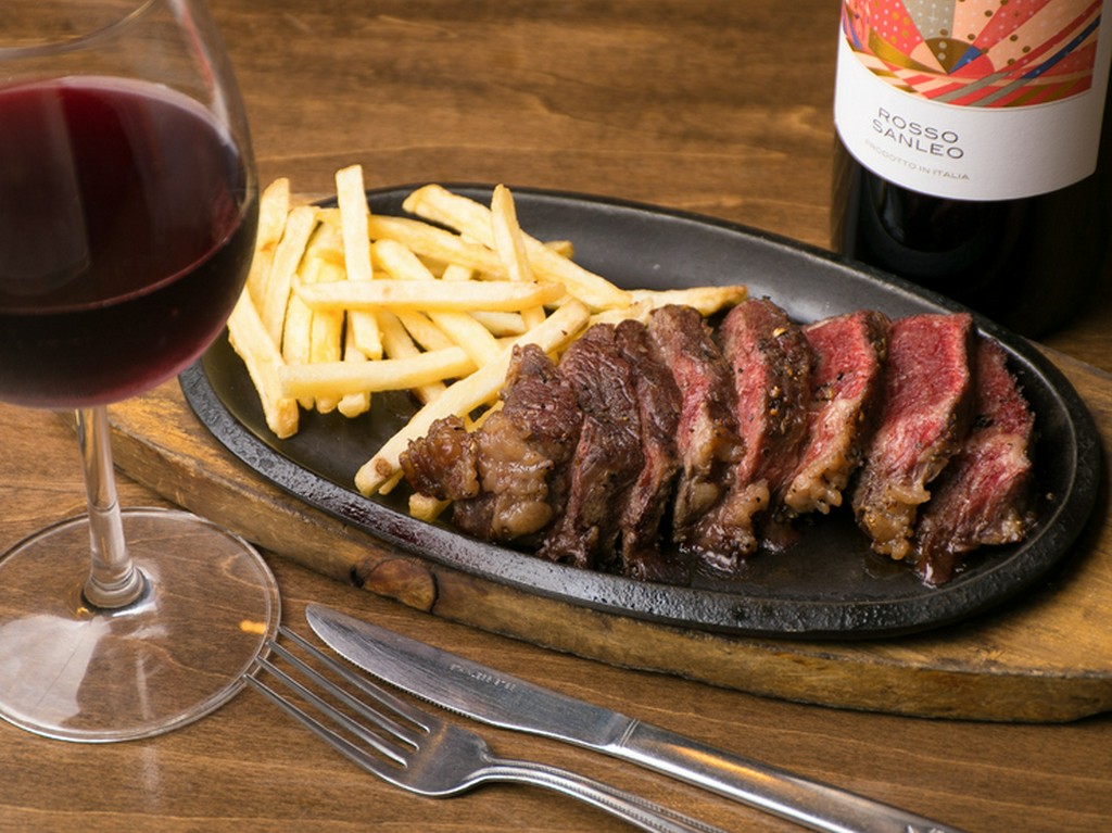 肉本来の旨味を堪能できる『ターナーズステーキ　200g』