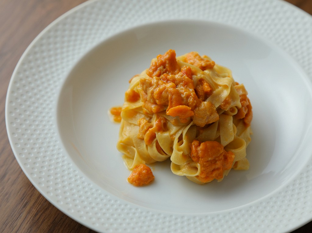 自家製手打ち麺と「ウニ」本来の旨みが楽しめるパスタ『ウニ』