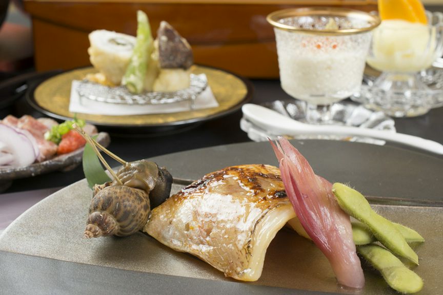 落ち着いた雰囲気に季節の料理で大切な人をおもてなし			