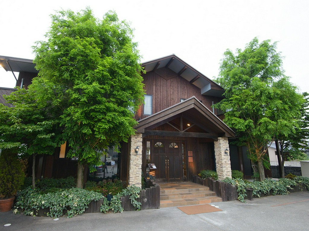 白山市内にあるログハウス調の隠れ家