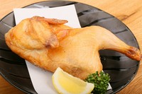 ◆若鶏半身焼き　860円　◆若鶏ザンギ　390円　◆もり蕎麦　720円　◆刺身各種　690円～1720円　◆焼鳥各種　190円～　◆サラダ各種　390円～640円 