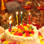 記念日や誕生日など
ご予約頂ければホールケーキやメッセージプレートのご用意も可能でございます。
サプライズ等もご相談ください。