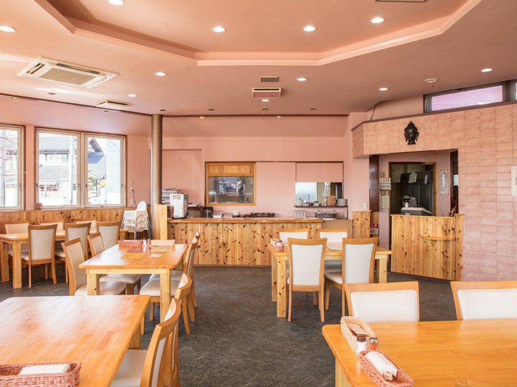 大勢での集まりにも利用しやすいワンフロア