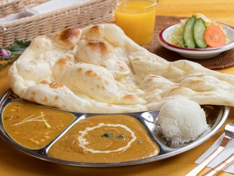 2種類のカレーを楽しめる『Aランチ』