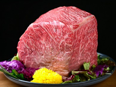 A5ランクの黒毛和牛や、新鮮なホルモンにこだわり