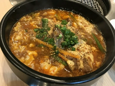 じっくり時間をかけて煮込んだ『カルビスープ』