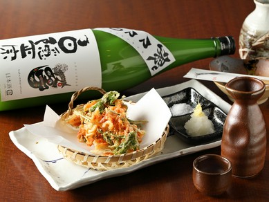 飲み比べする楽しみあり。季節ごとに入れ替わる日本酒が豊富