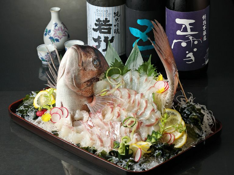 四季折々の限定日本酒が続々登場し、飲み比べが楽しい!