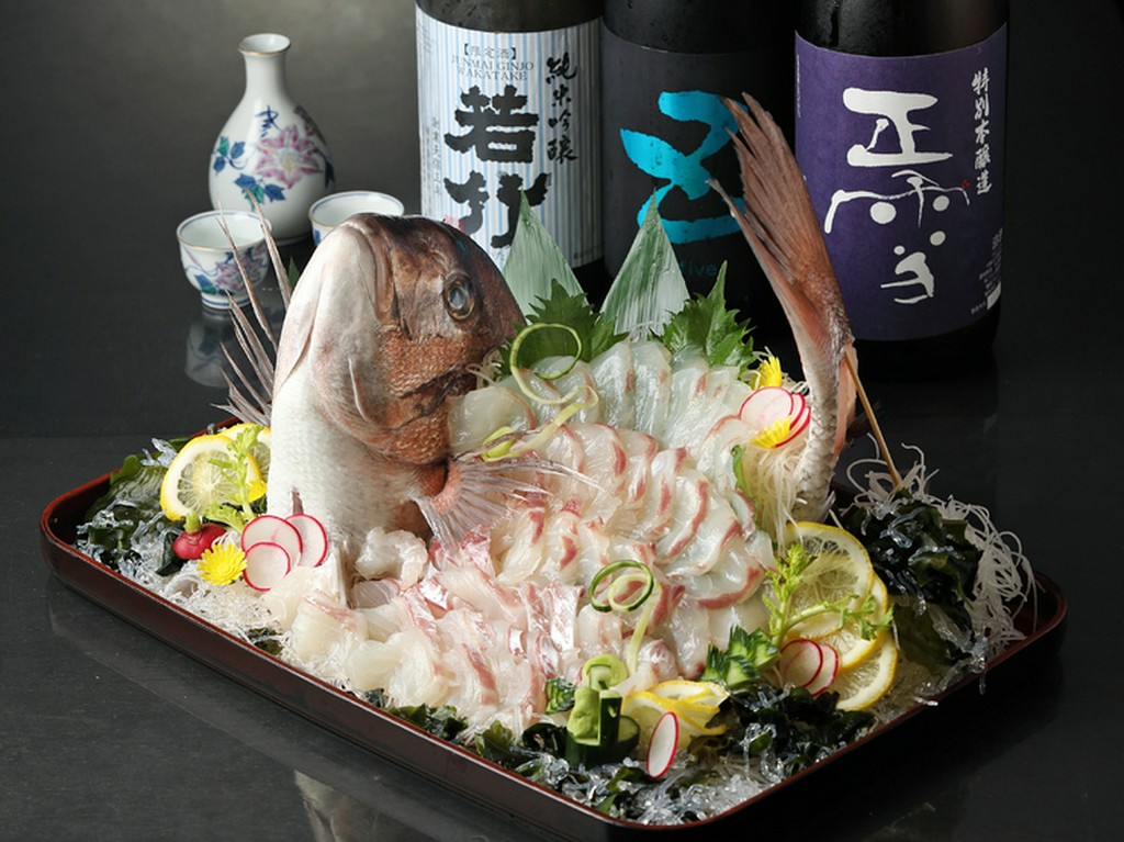 四季折々の限定日本酒が続々登場し、飲み比べが楽しい！