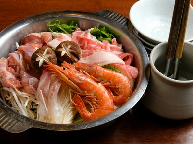 みそ・塩・しょう油の3種類から選べる『よせ鍋』