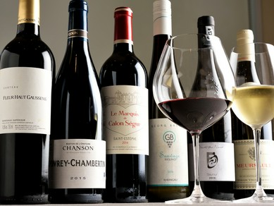 地元でつくられた美味しいワインを提供