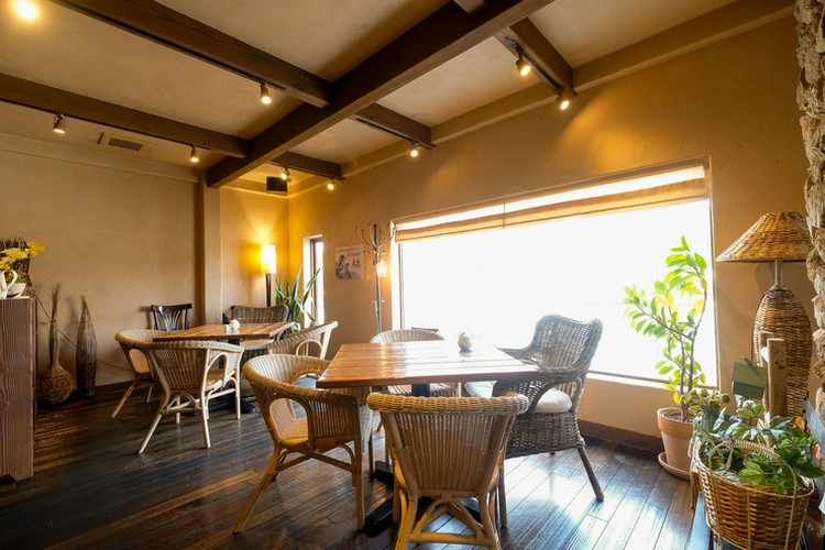 Salt (ソルト) 生駒/ファミリーレストラン ネット予約可 | ヒトサラ