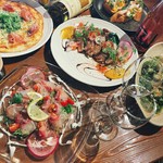 カジュアルプラン *大皿コース 4名様~予約可能 (2日前までに要予約)  6品のお料理と飲み放題がついたプラン