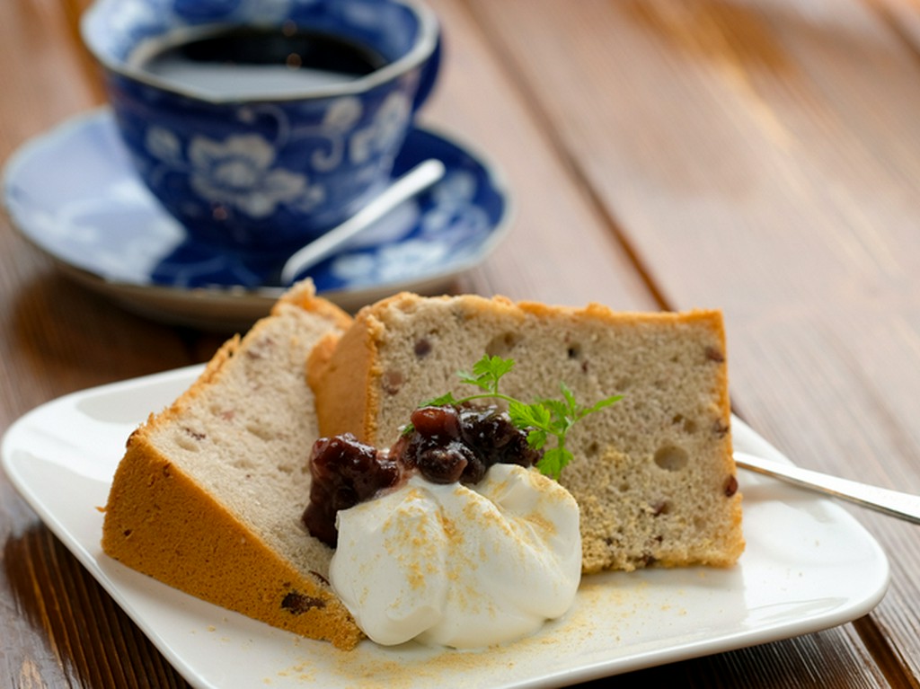 季節ごとに様々な味が楽しめる自家製『シフォンケーキ』