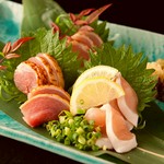 鮮度抜群！京紅地鶏の『鶏刺し』は安心の当日仕入れ、当日仕込み
