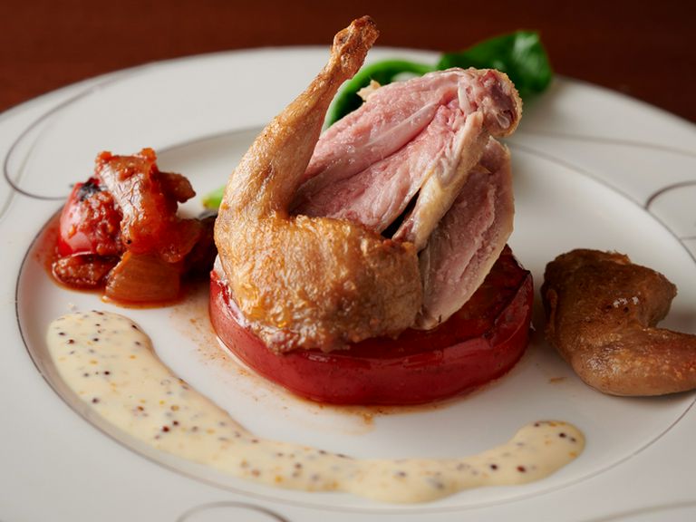 オシャレな空間と美味しい料理でお喋りに花を咲かせて