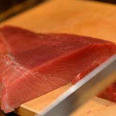 新鮮なお刺身もあり！マグロはすべて本マグロ！