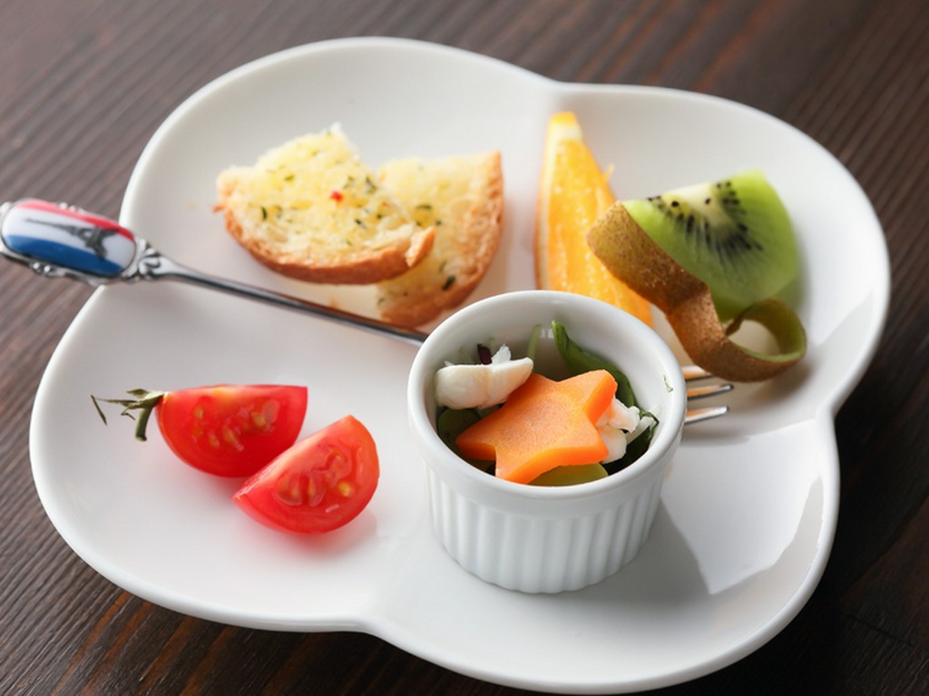 チャームは日替わり。しかも乾きものじゃない