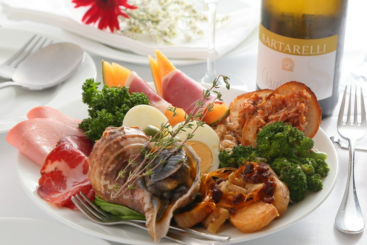 トラットリア＆ピッツェリア BEATO 谷町/谷町四丁目/イタリアン | ヒトサラ