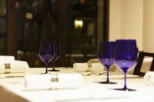 突き出しから始まりお肉料理などは当日のおすすめをご用意。ドルチェなどはお好きなものをお選びください。