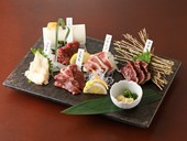 阿蘇の自然に育まれた極上の馬肉を『馬刺し』で満喫