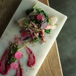 ＝2日前迄の要予約＝
・軽い一口料理
・野菜のパフェ
・前菜1
・前菜2
・メイン（魚）
・メイン（黒毛和牛トリュフ添え）
・小さなデザート
・季節の果物を使ったデザート（チーズ盛り合わせに変更可）
・小菓子